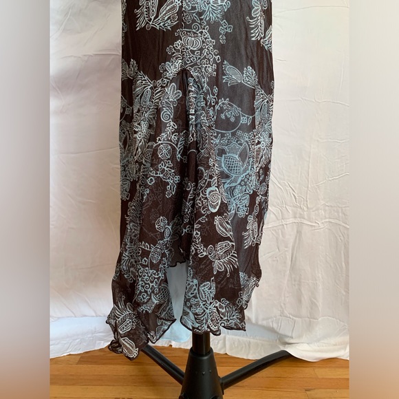 Beach layered cami and wrap skirt - Picture 5 of 6